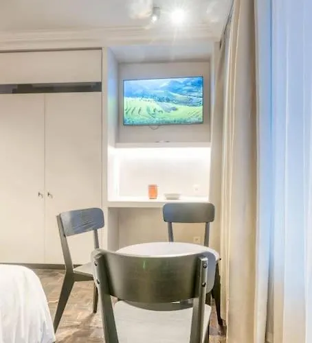 Appartement Chic 3p Retreat In Heart Of